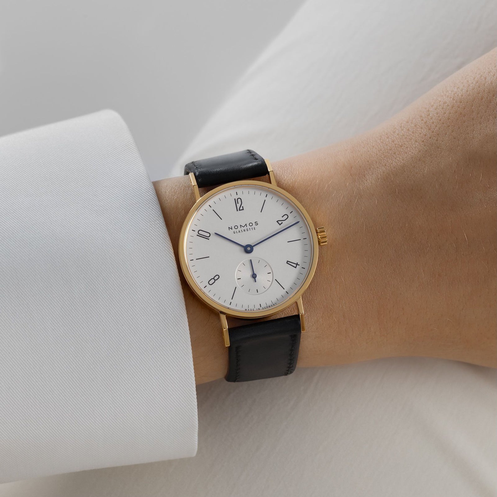 NOMOS - Tangente Gold 33 Ref: 104
