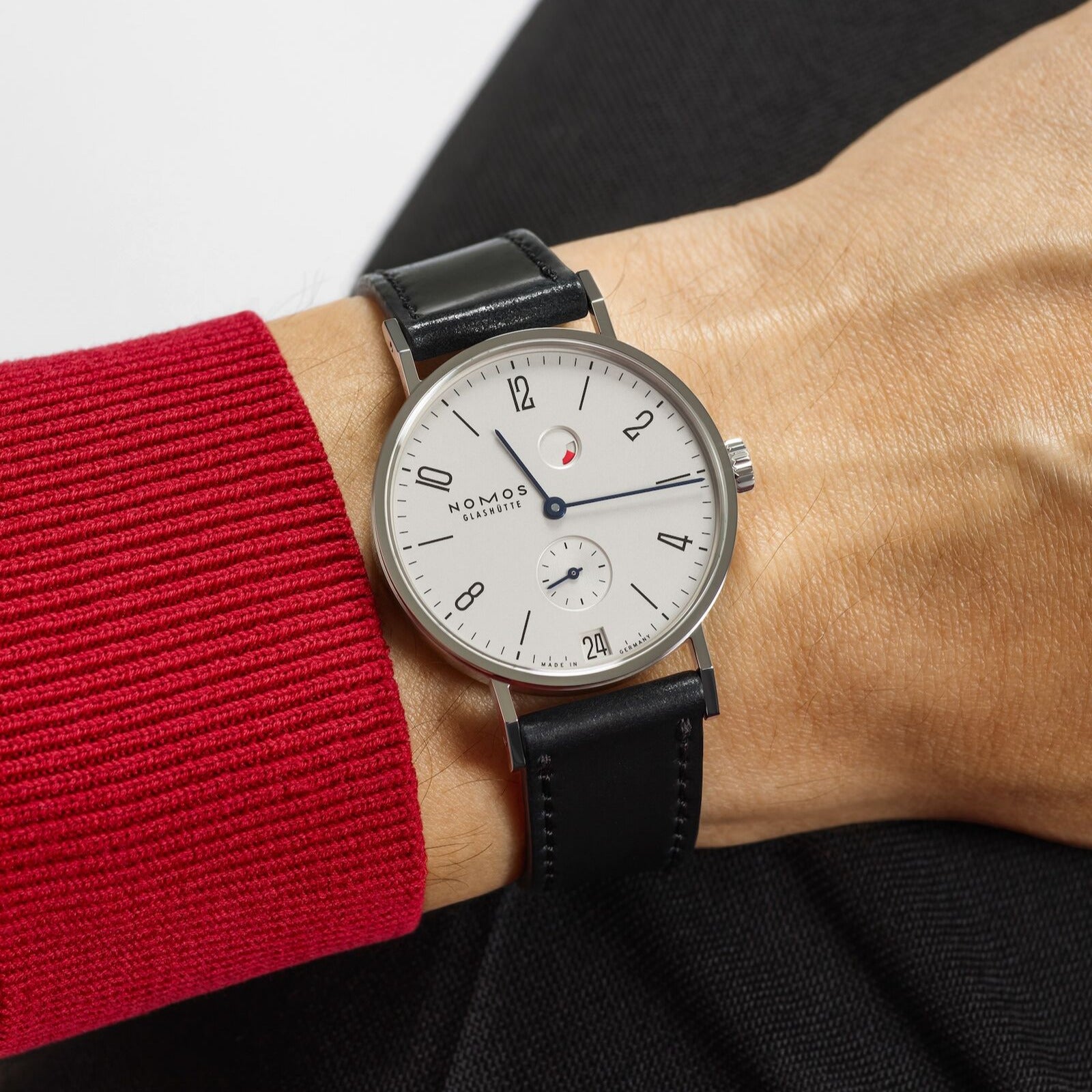 Nomos - Tangente Power Reserve Date Ref: 131