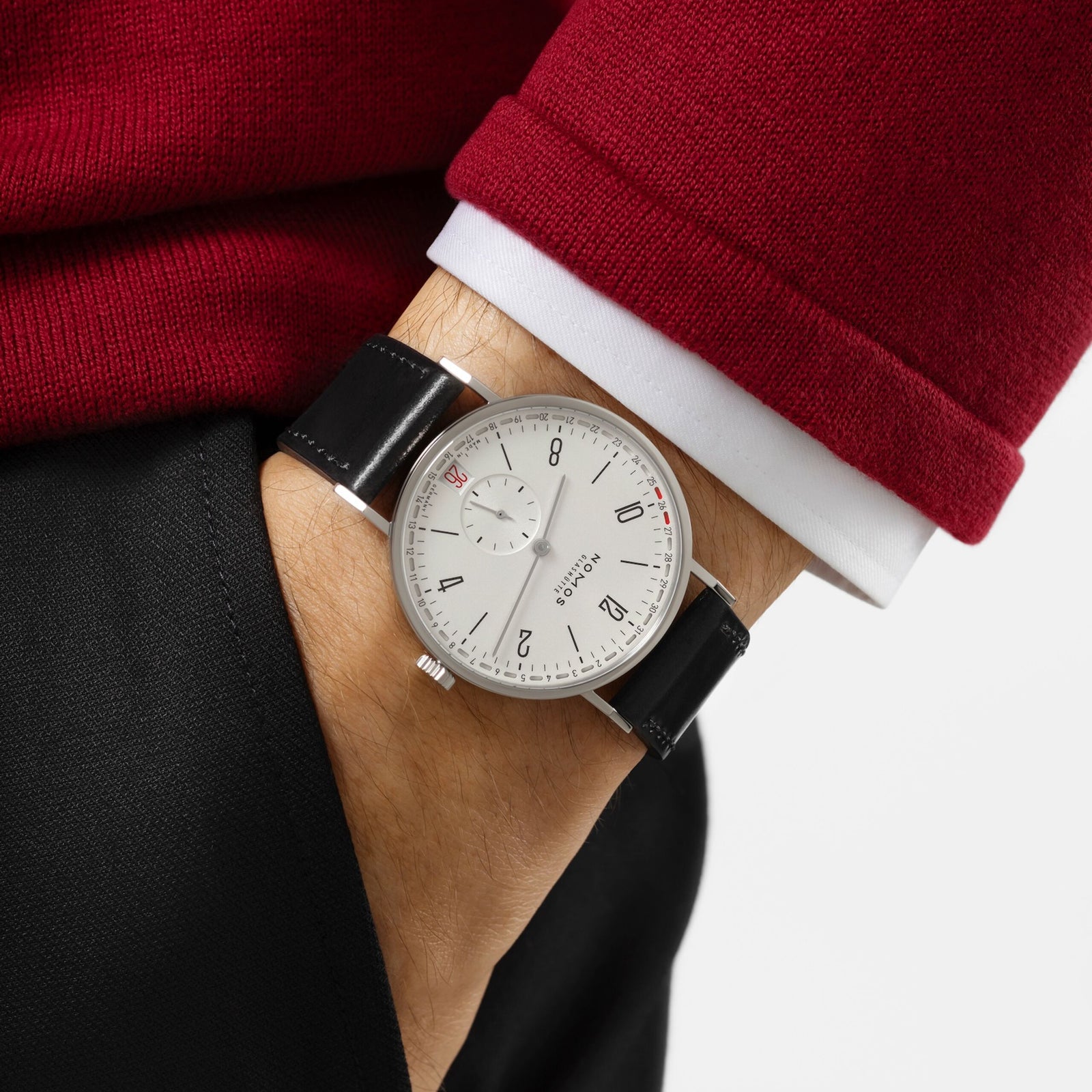Nomos - Tangente 2Date Ref: 135