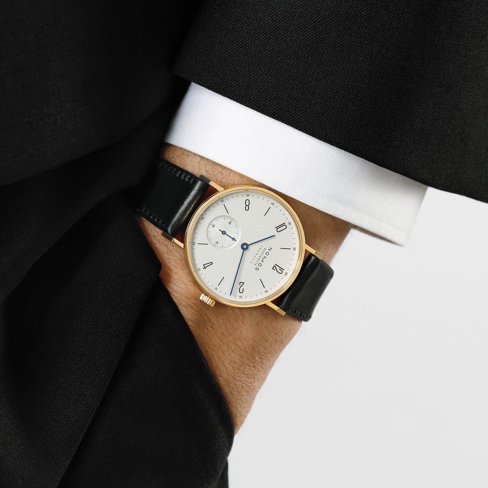 NOMOS - Tangente Gold Neomatik 35mm Ref: 161