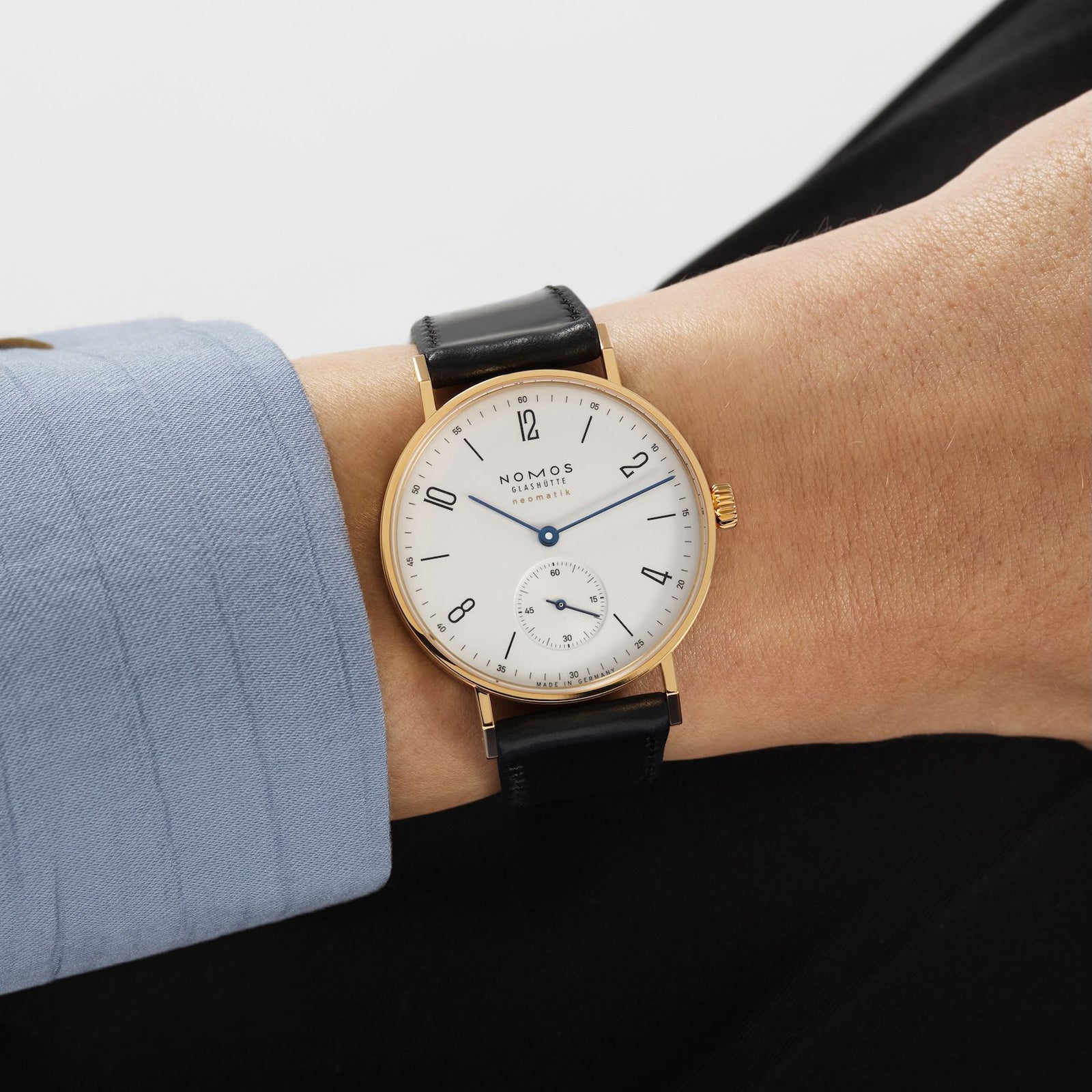 NOMOS - Tangente Gold Neomatik 35mm Ref: 161