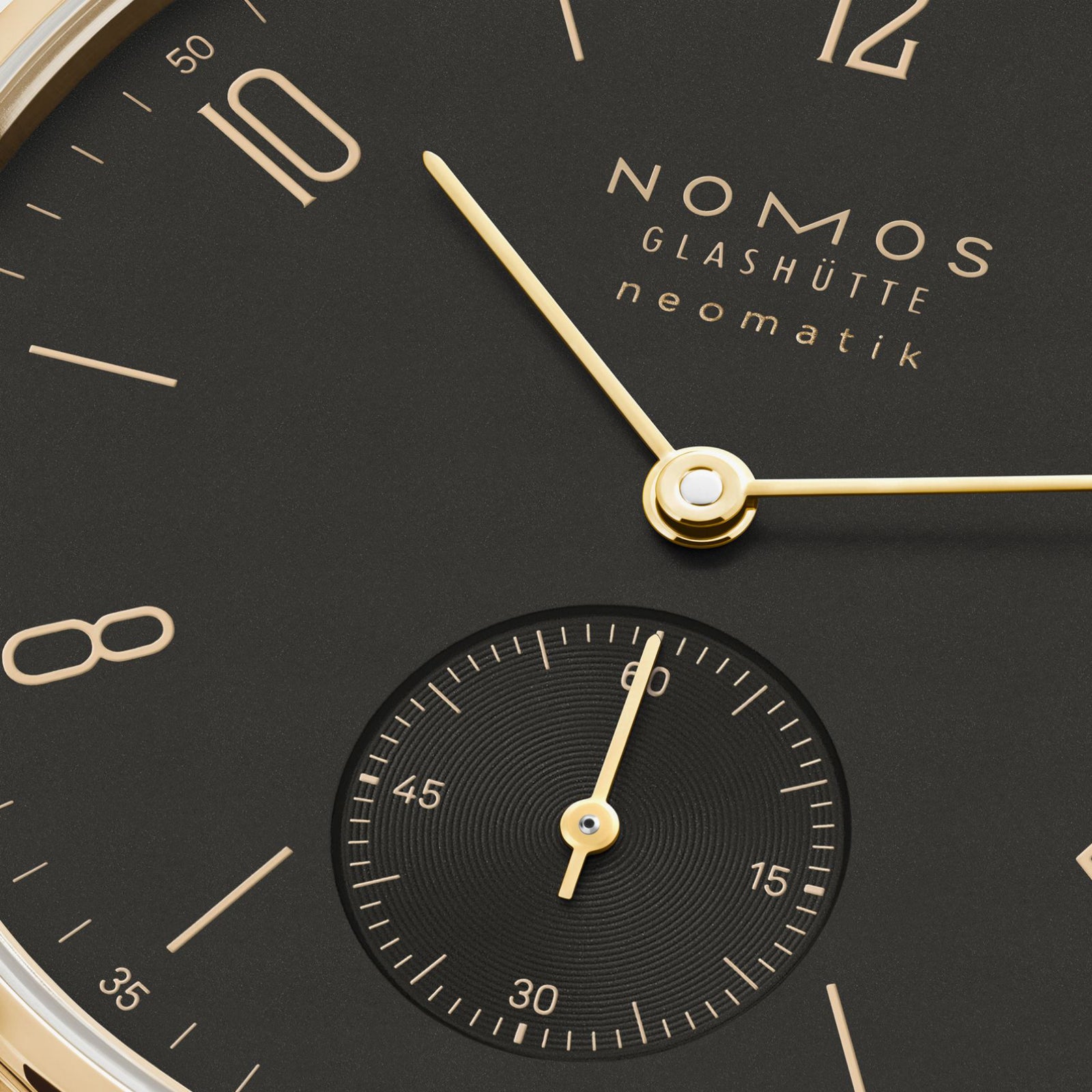 NOMOS - Tangente Gold Neomatik Ruthenium 35mm Ref: 163