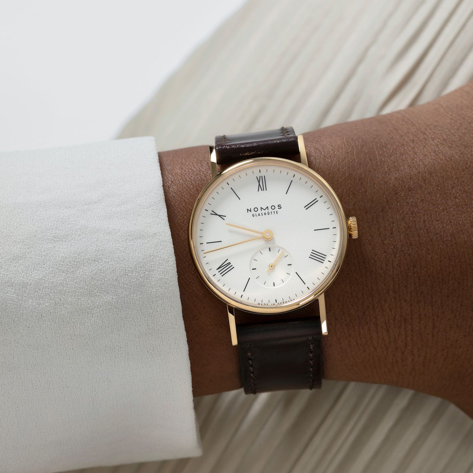 NOMOS - Ludwig Gold 33mm Ref: 210
