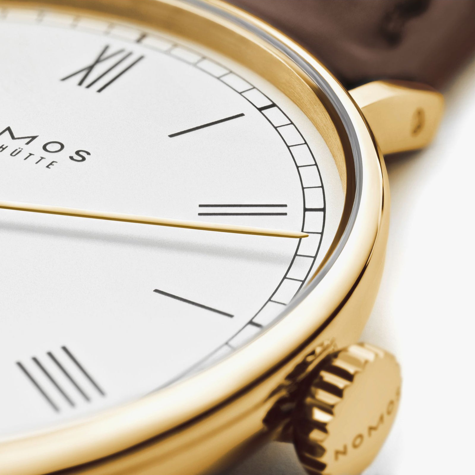 NOMOS - Ludwig Gold Doré 35mm Ref: 212