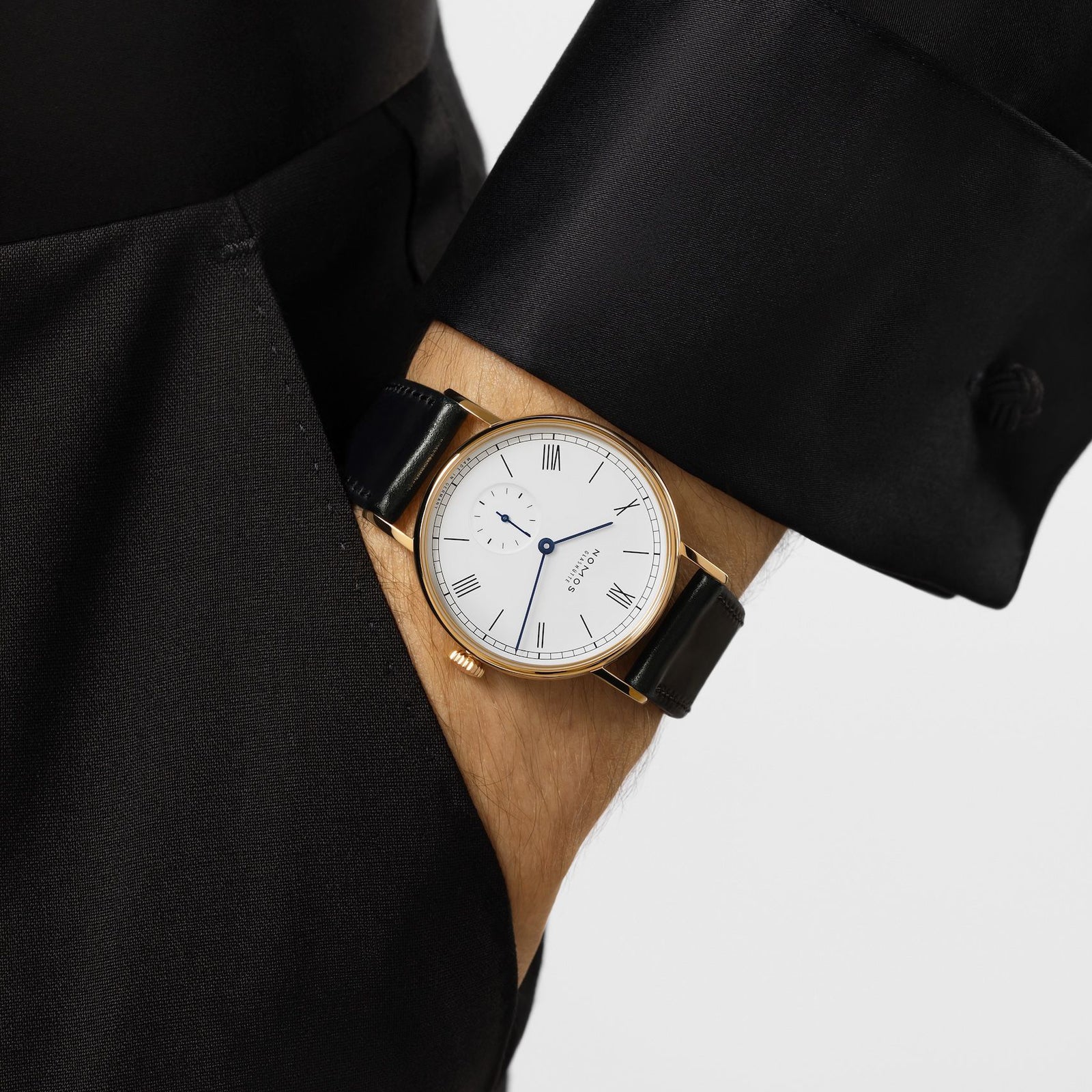 NOMOS - Ludwig Gold enamel white 35mm Ref: 215