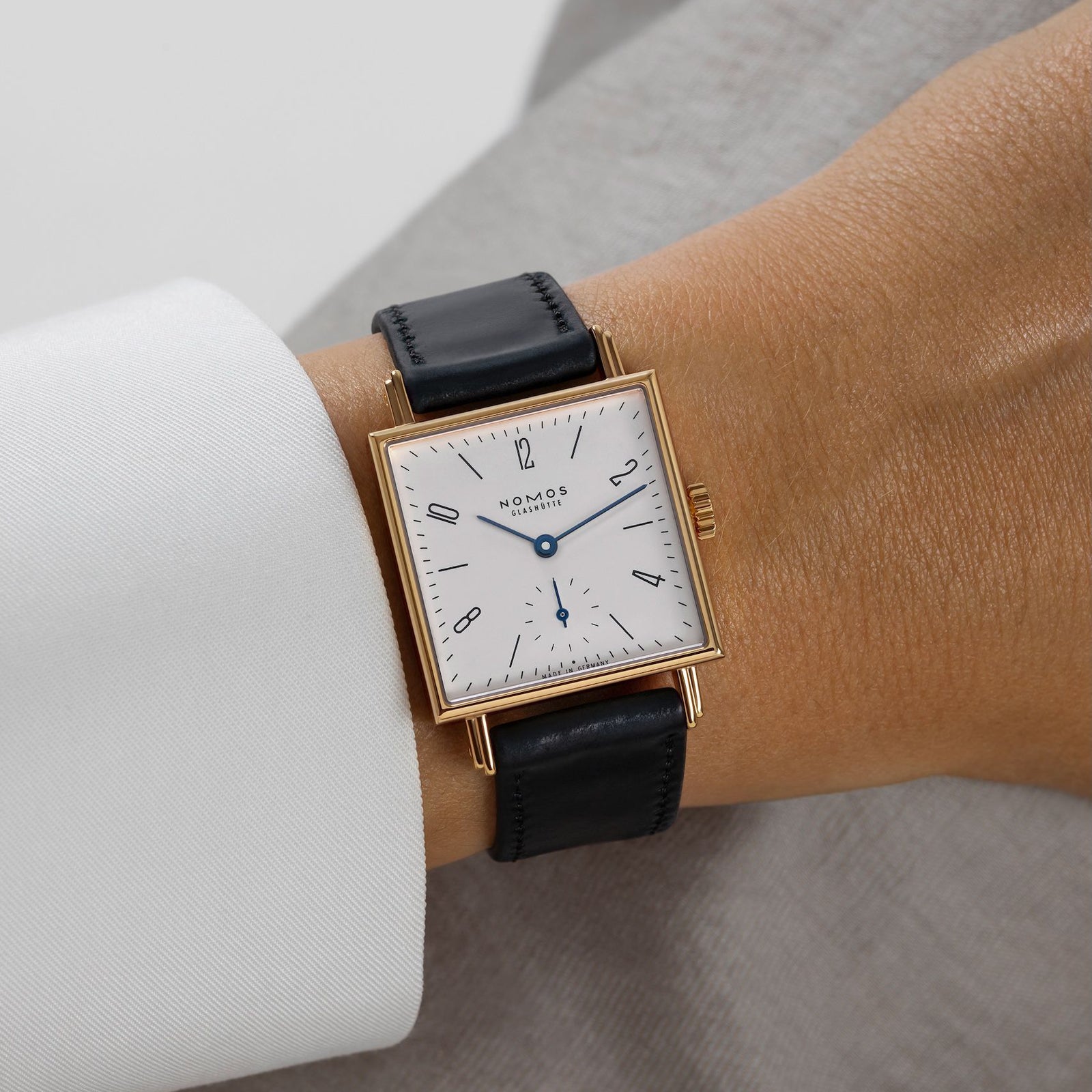 NOMOS - Tetra Gold 27 Ref: 418