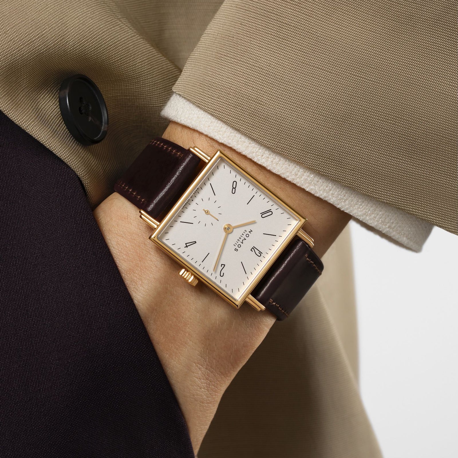 NOMOS - Tetra Gold 27 Doré Ref: 419
