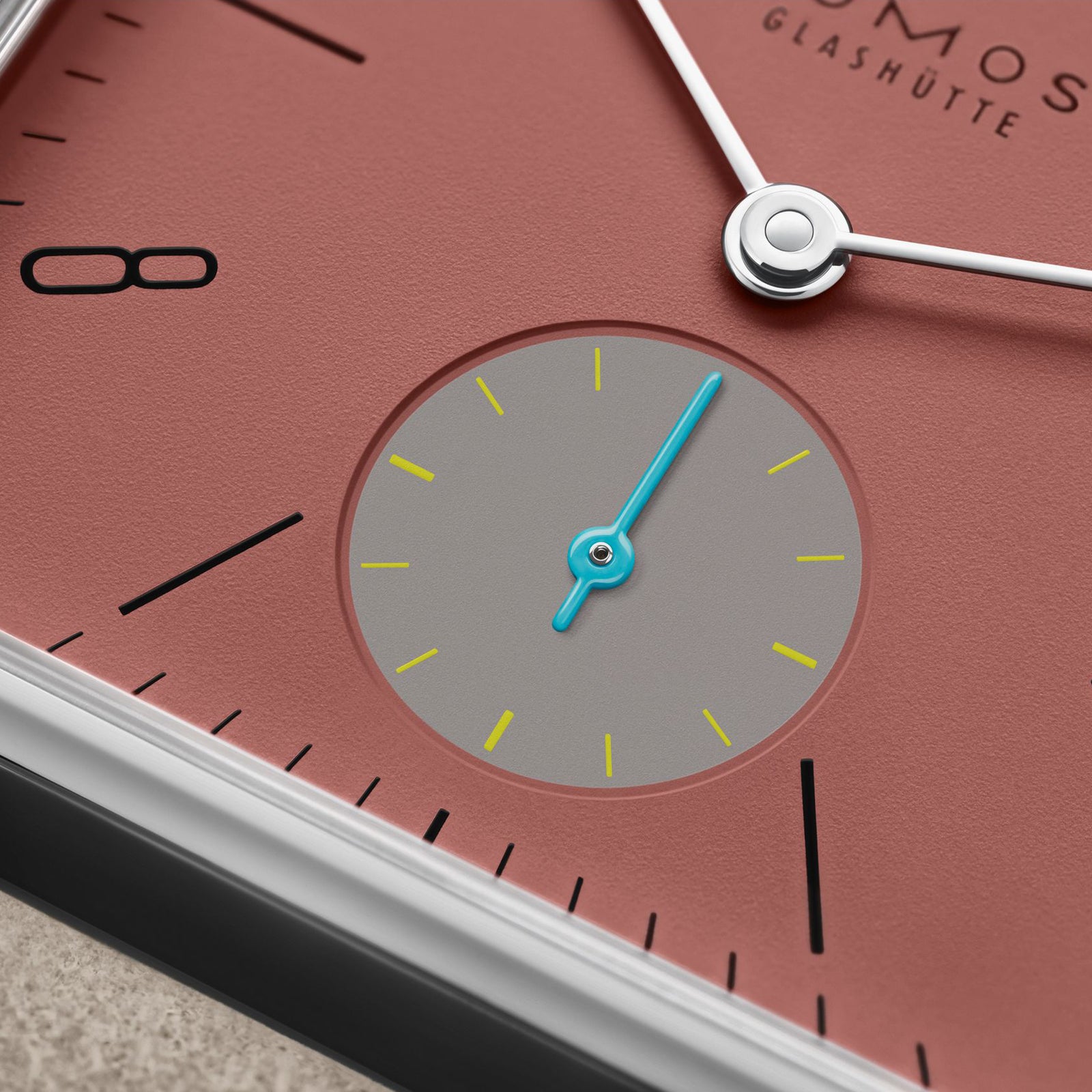NOMOS - Tetra Terra Ref: 438/438.SB