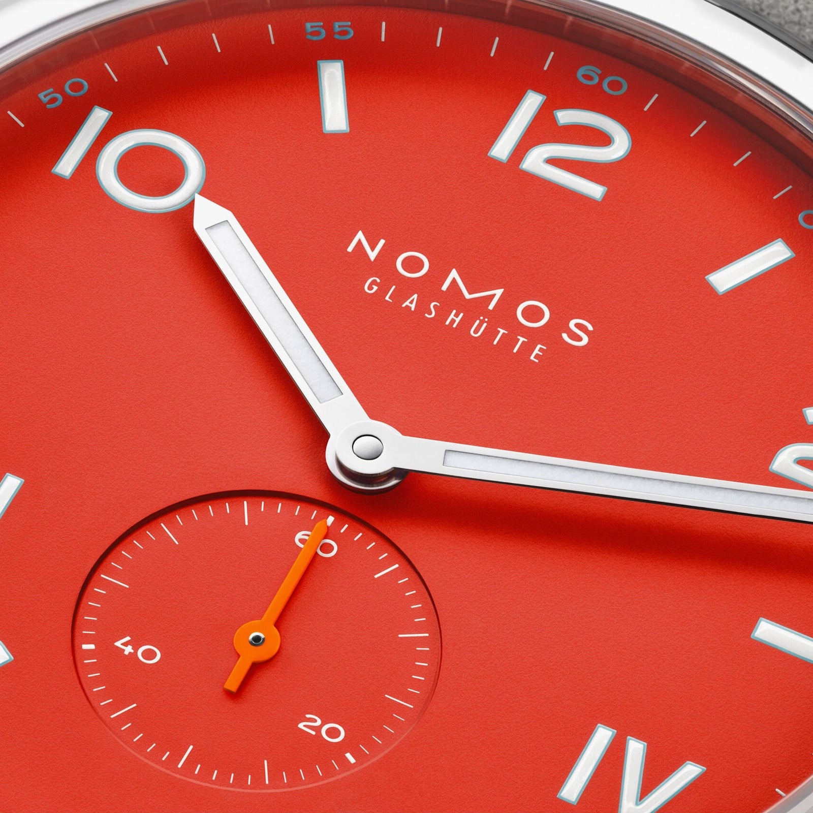 NOMOS - Club Nonstop Red 38 Ref: 723