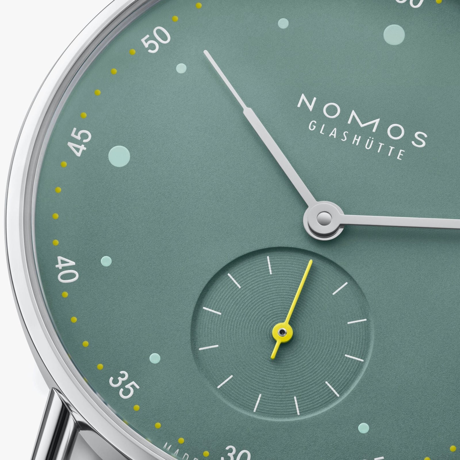 NOMOS - Metro 33 Sage Ref: 1124