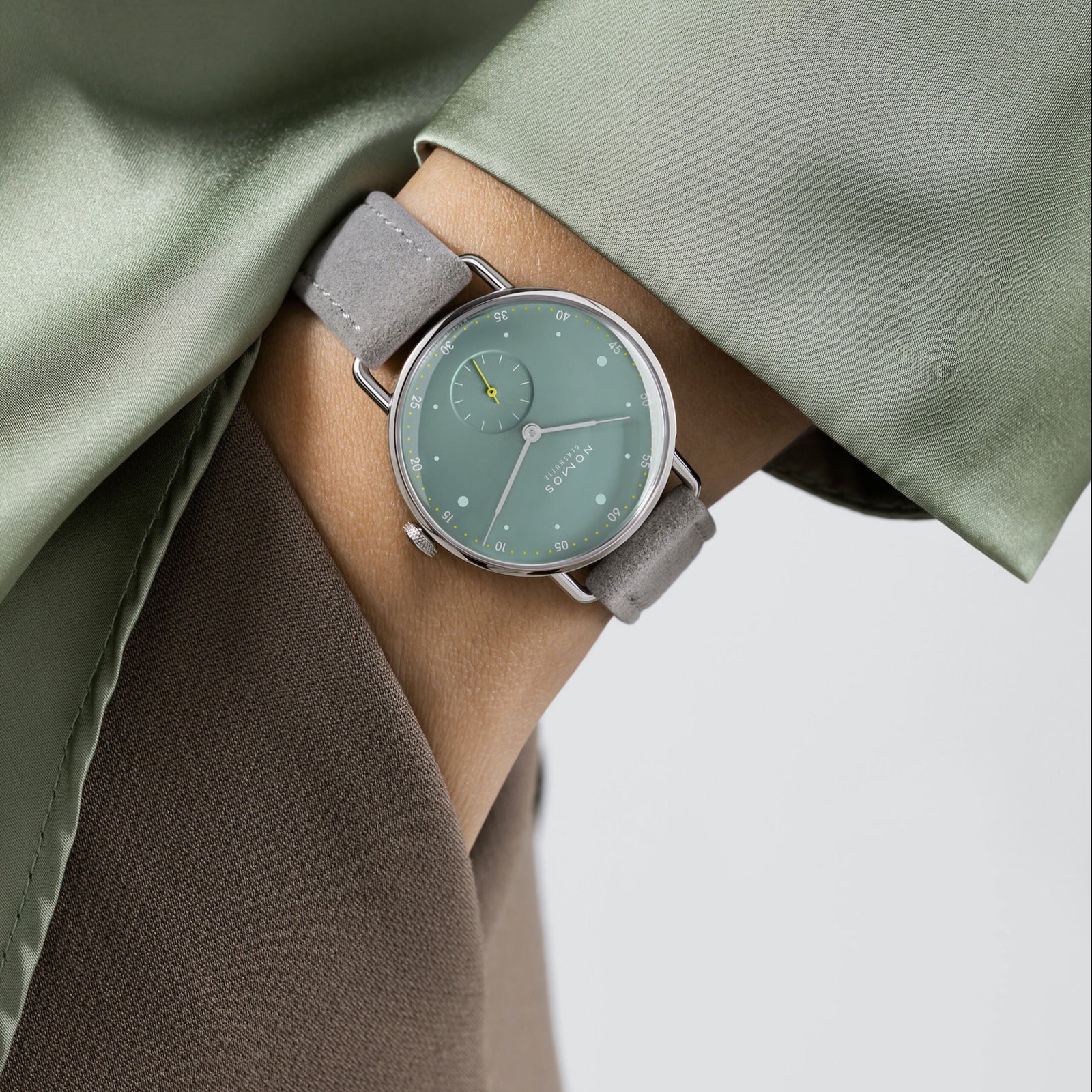 NOMOS - Metro 33 Sage Ref: 1124