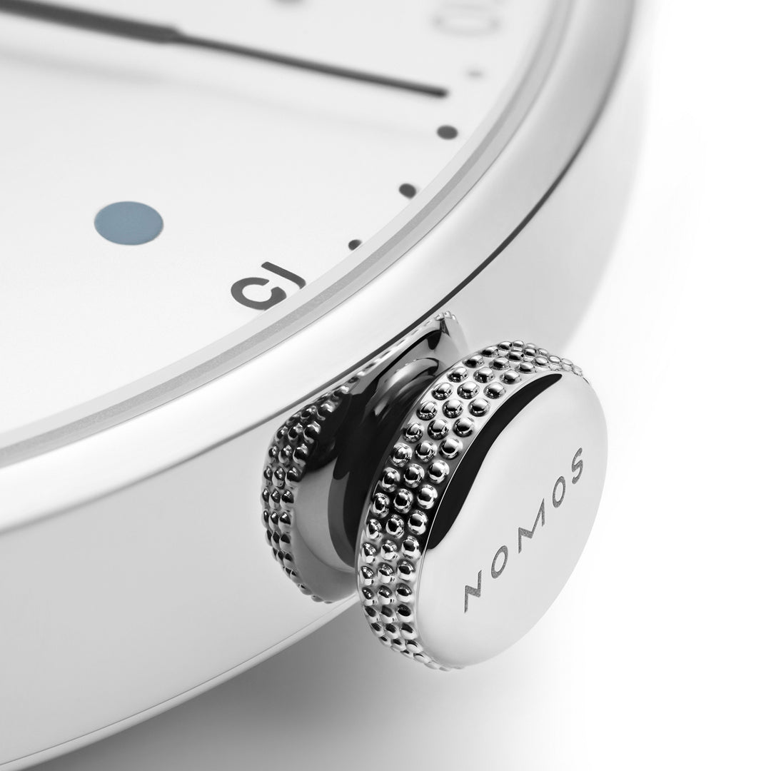 NOMOS - Metro 38 Datum REF: 1102