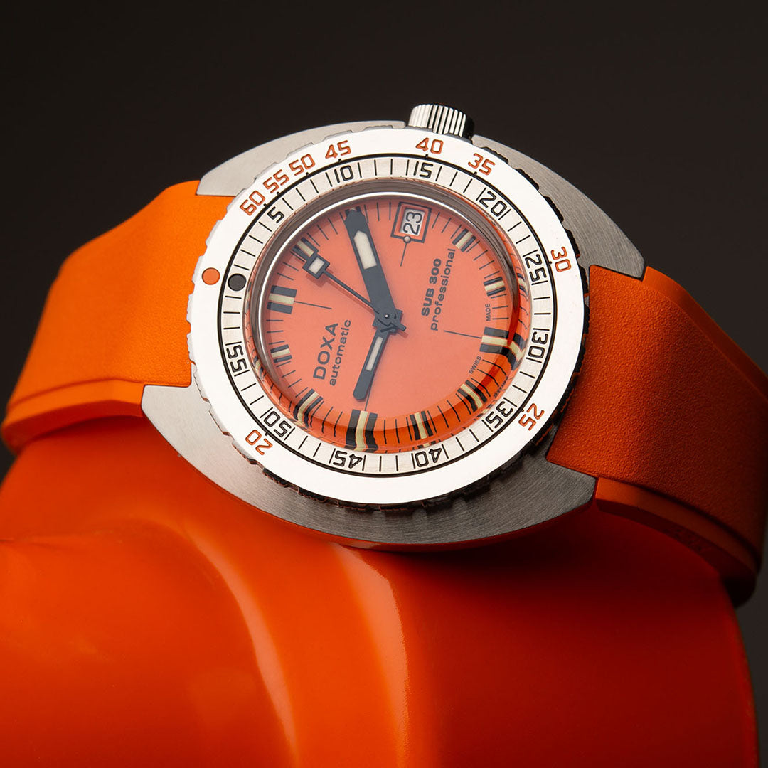 Doxa 300 - Professional (Orange)