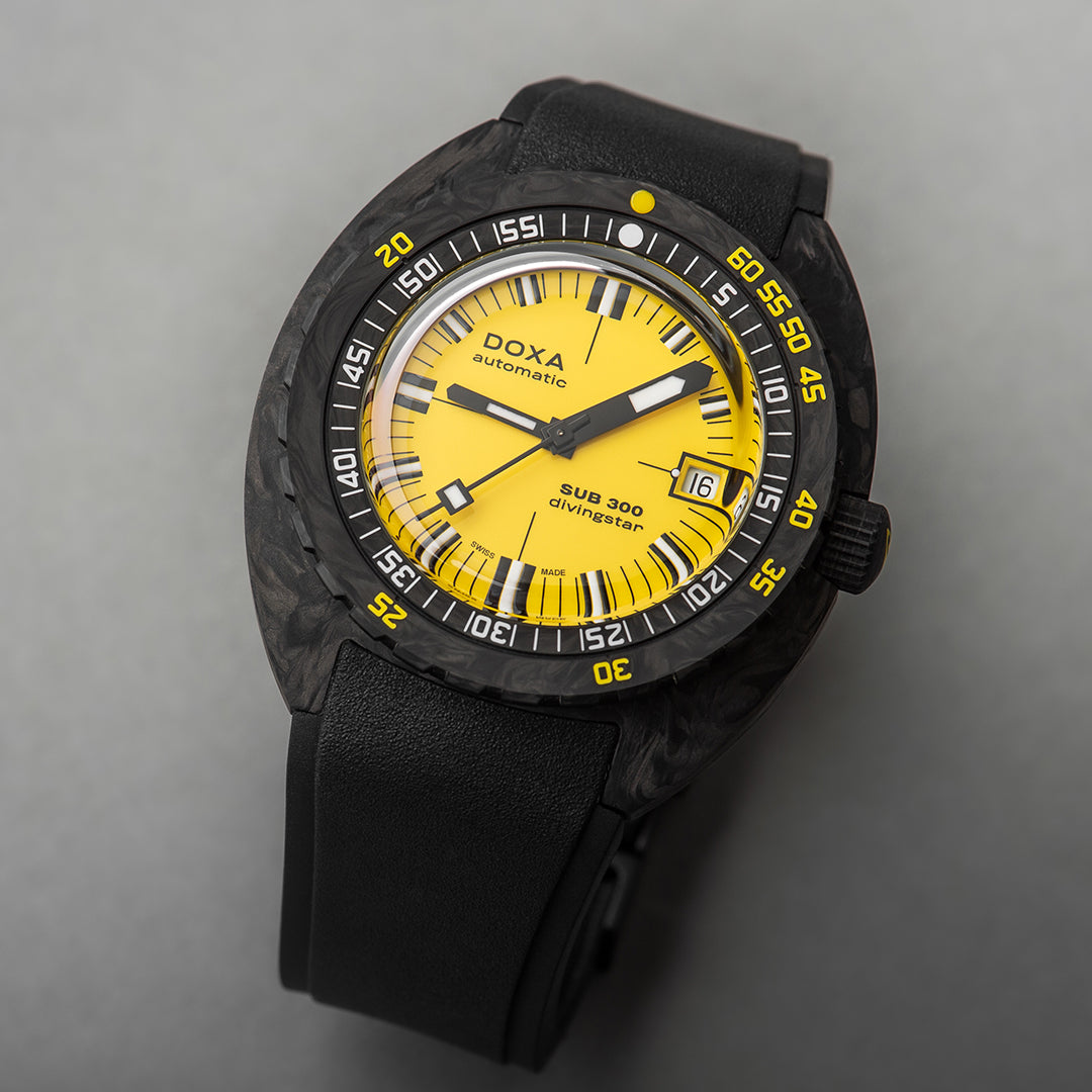 Doxa 300 Carbon - Divingstar (Yellow)