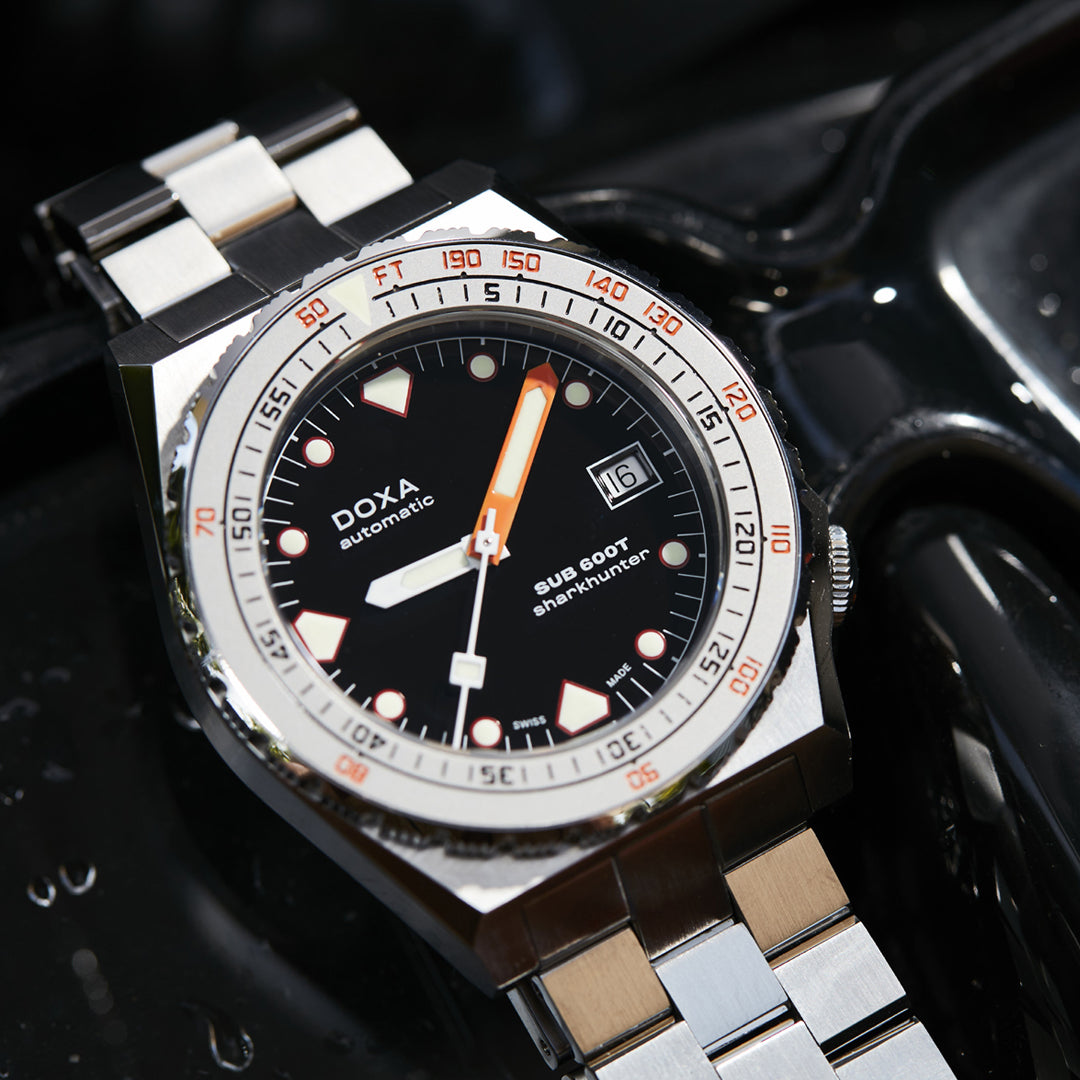 Doxa 600 T - Sharkhunter (Black)
