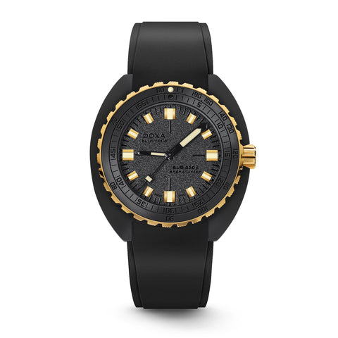 Doxa 300 Beta - Sharkhunter (Black) w/Date