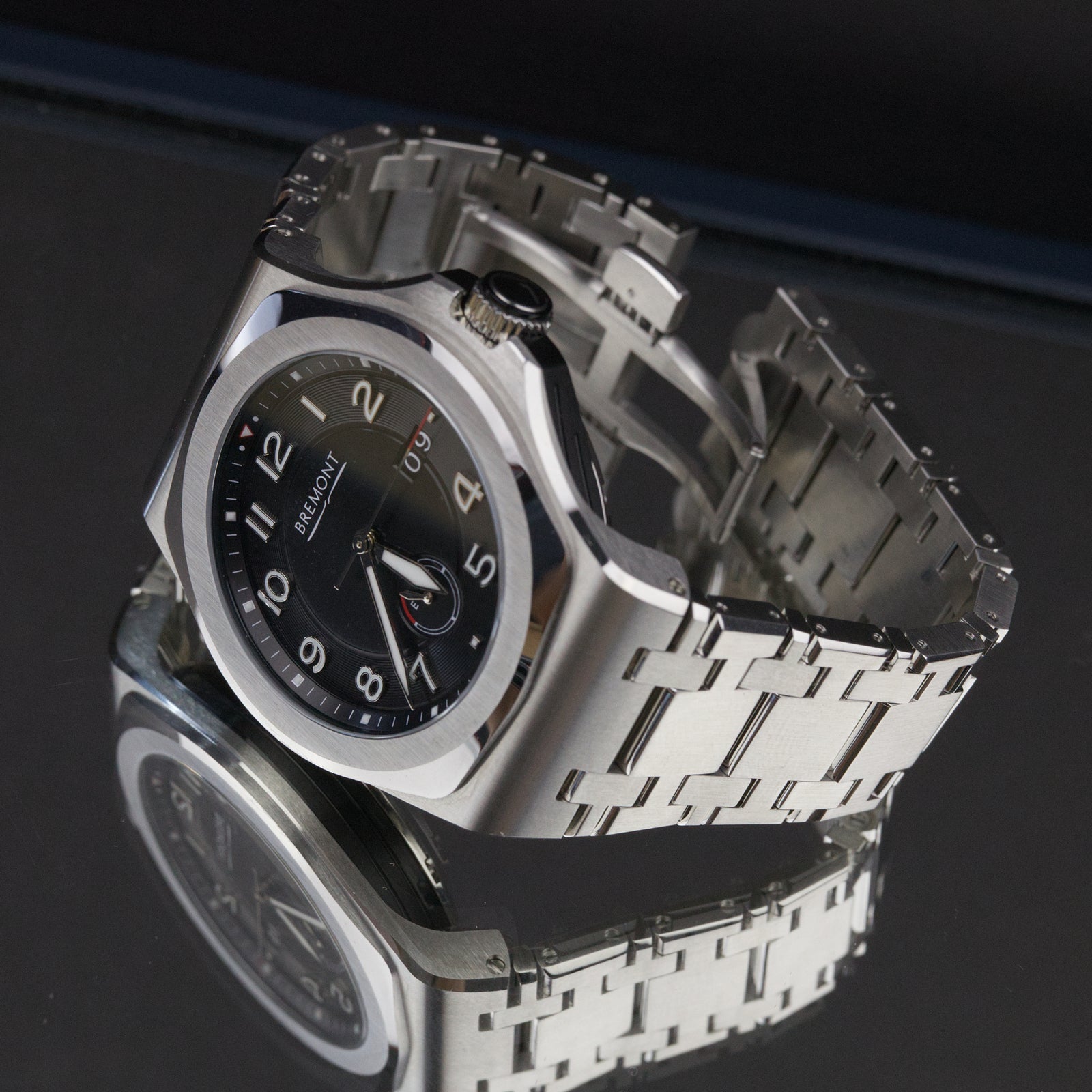 Bremont Supernova (Black with Numerals)