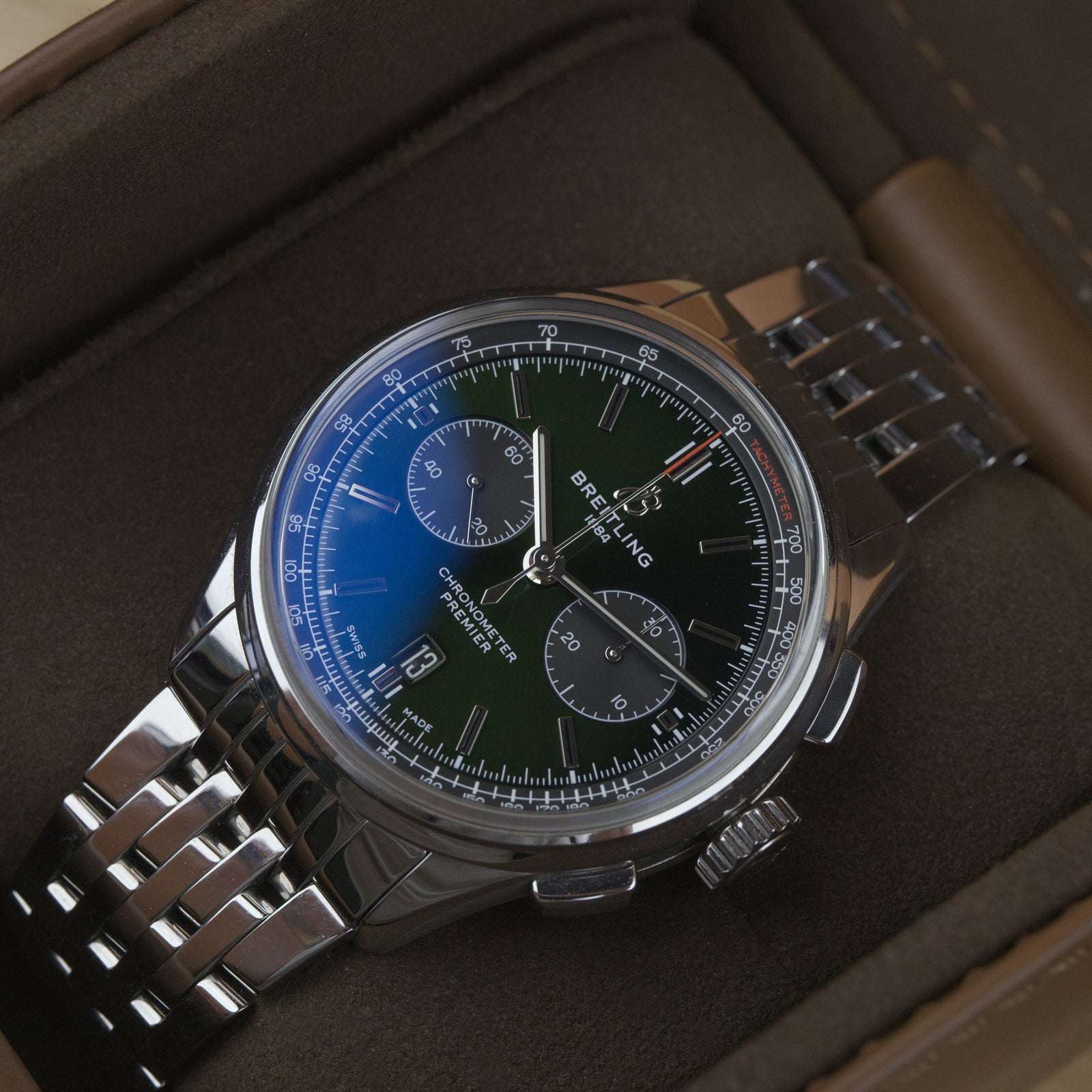 Breitling AB0118 'Bentley' Premier B01