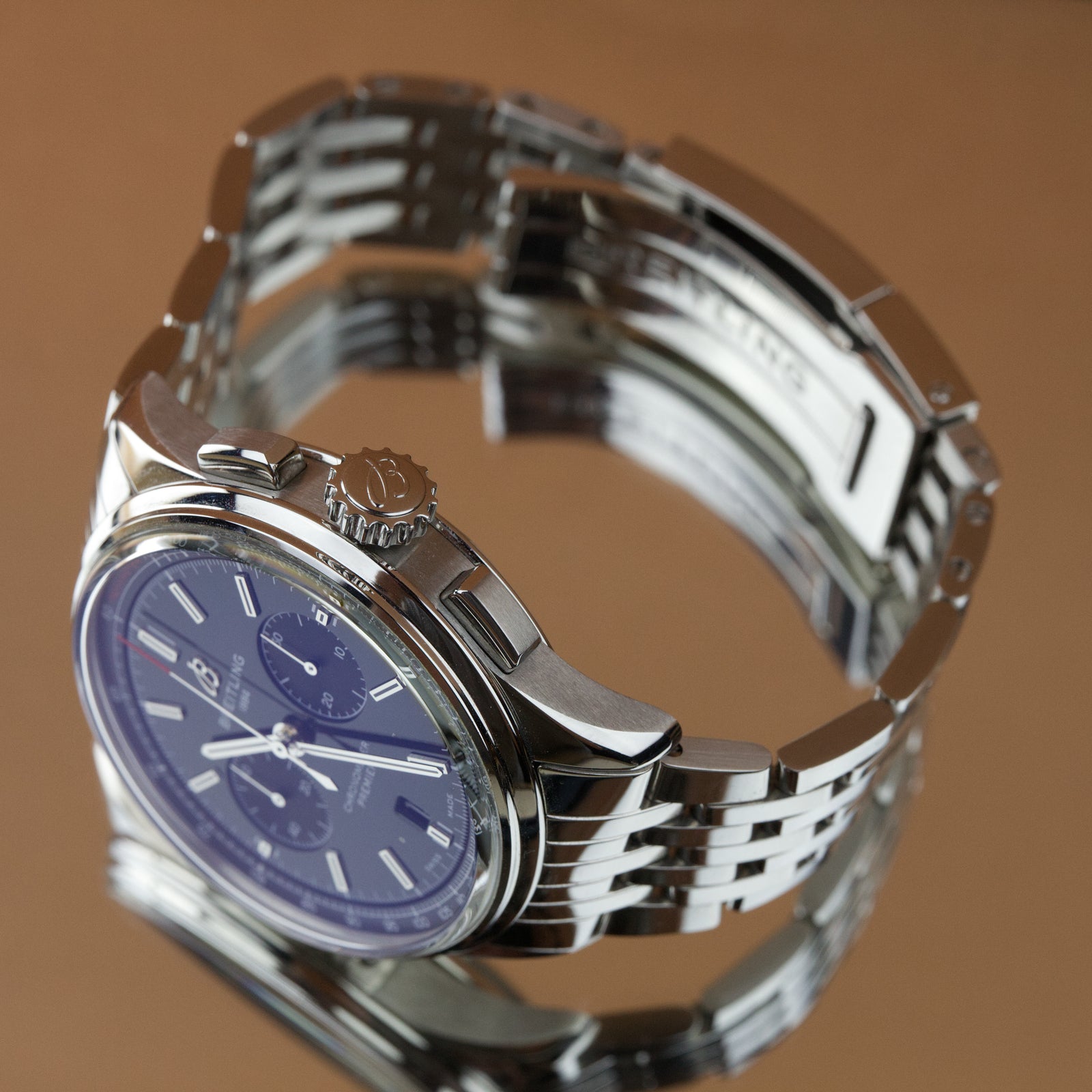 Breitling AB0118 'Bentley' Premier B01