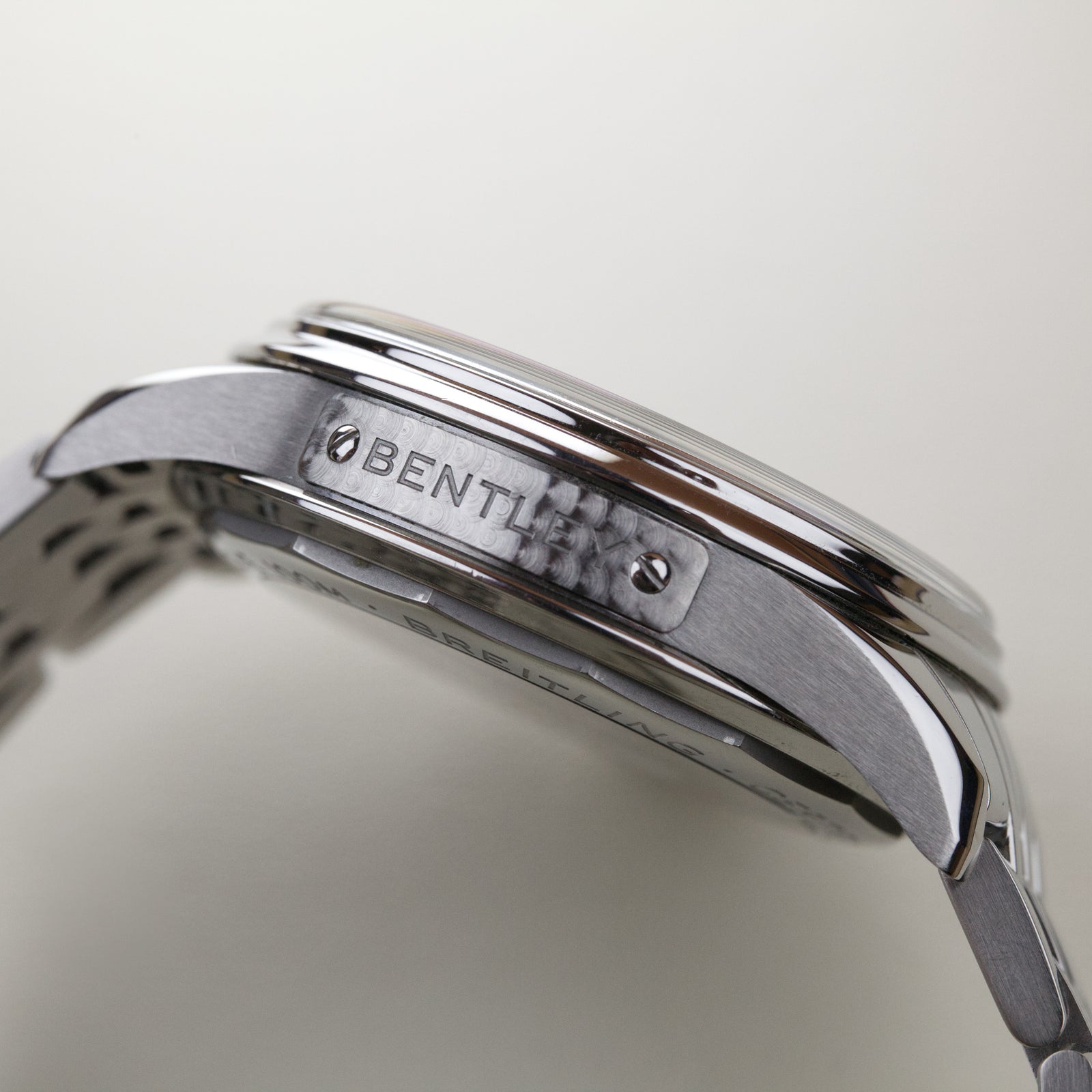 Breitling AB0118 'Bentley' Premier B01
