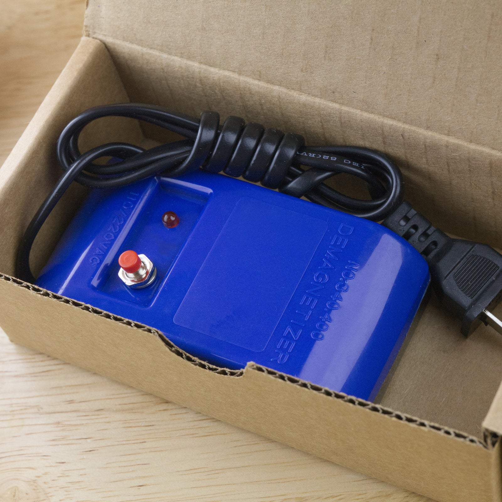 Demagnetiser