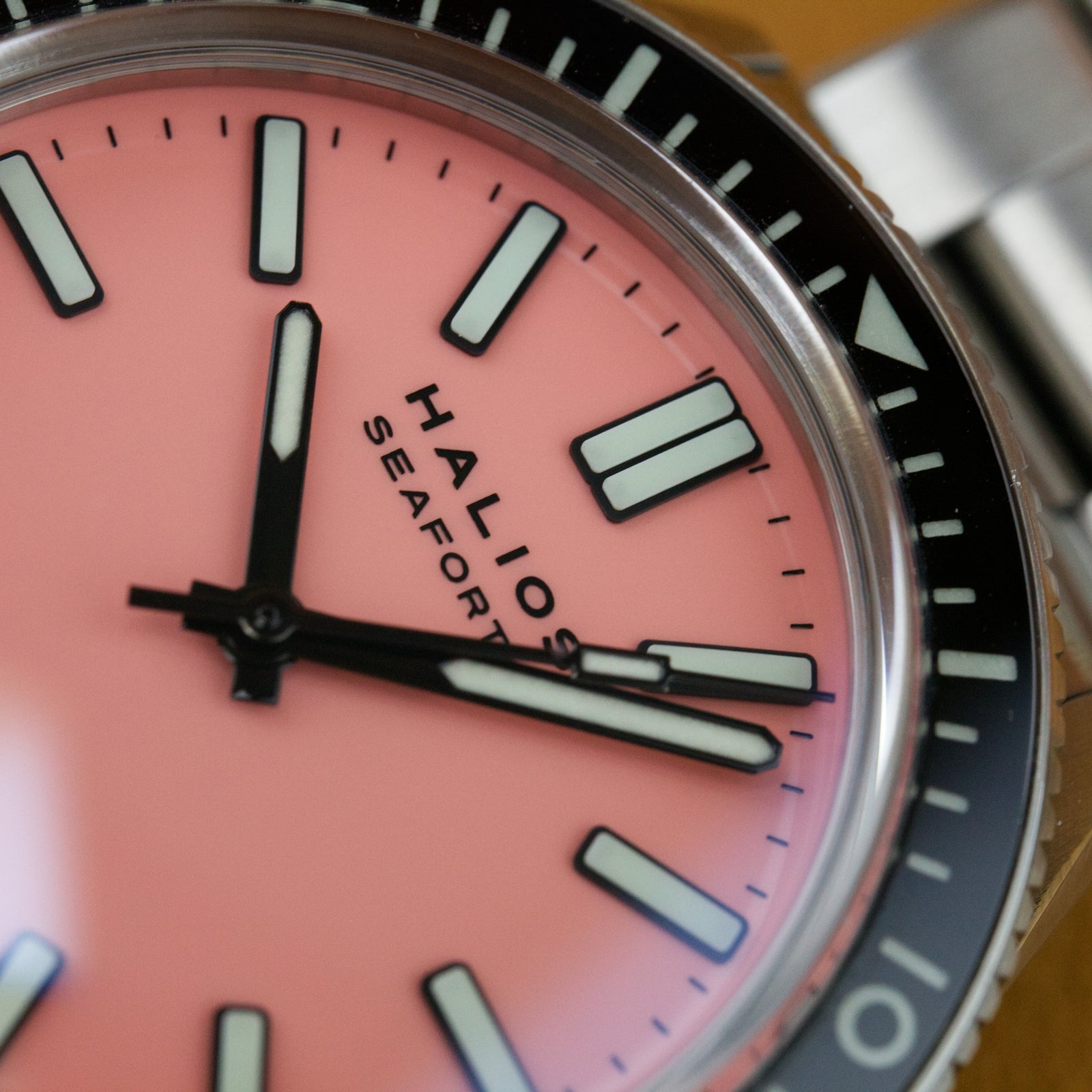 Halios - Seaforth IV (Pink)