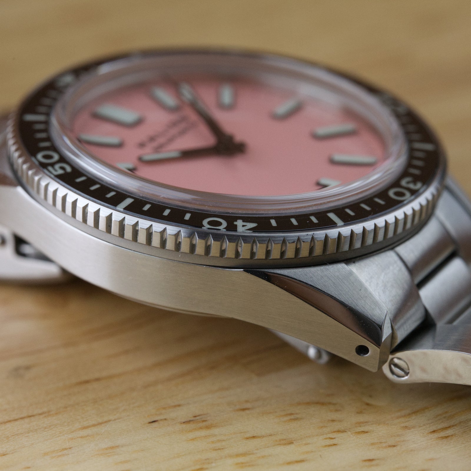 Halios - Seaforth IV (Pink)
