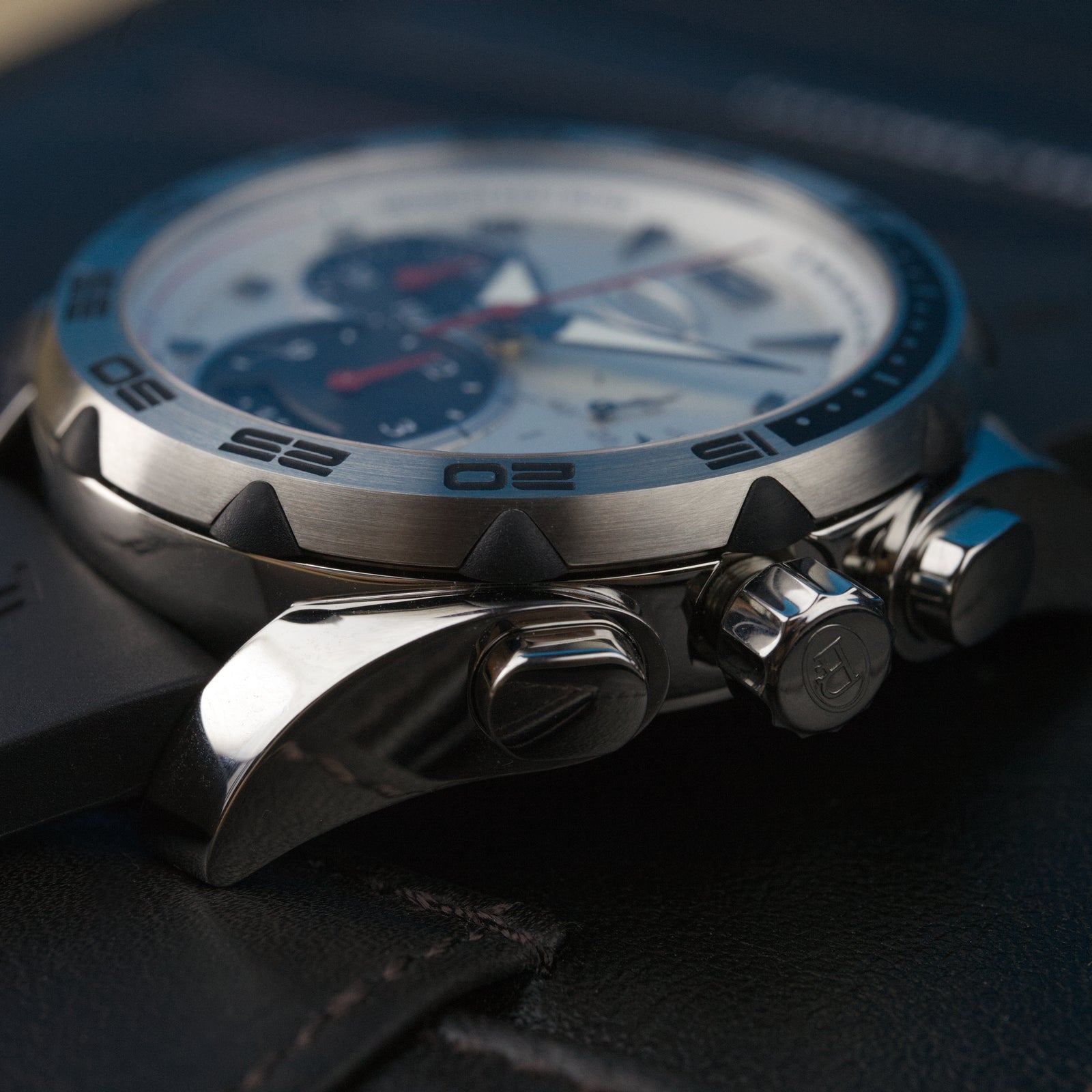 Parmigiani - Pershing 42-002