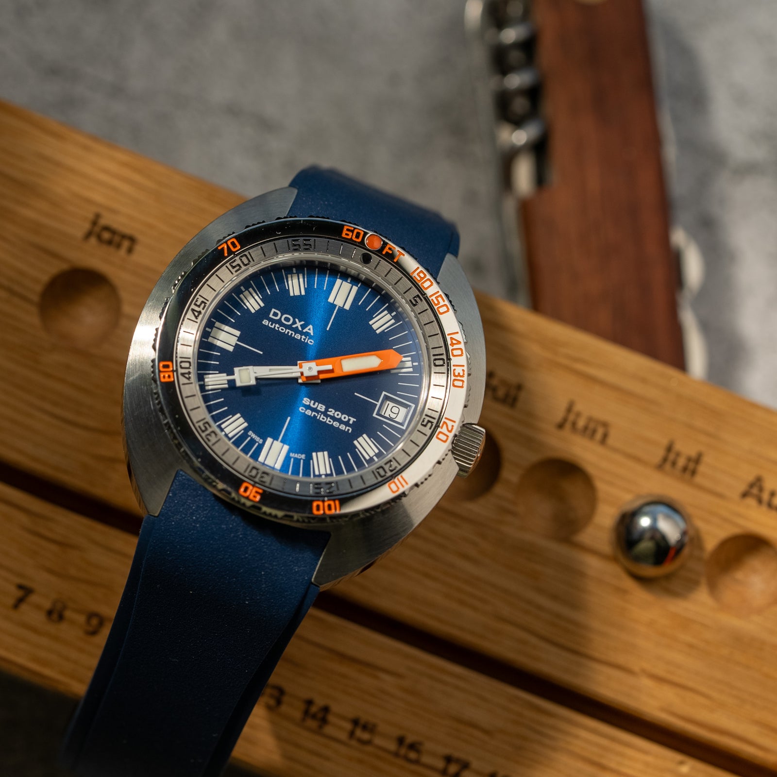 Doxa 200 T - Carribean (Navy Blue) Sunray Dial