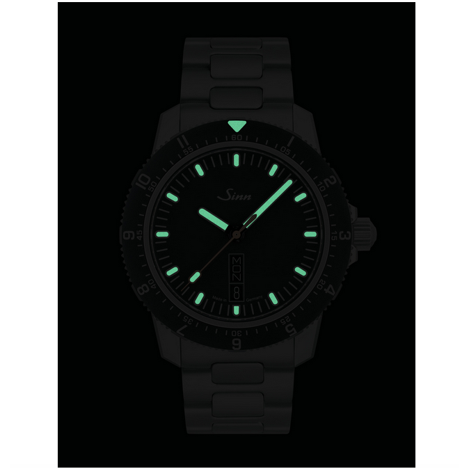 Sinn - 105 St Sa